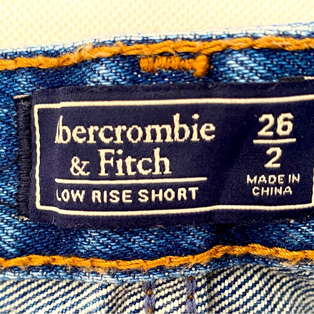 Distressed denim shorts by Abercrombie and Fitch. Size 2/26 - Picture 3 of 5